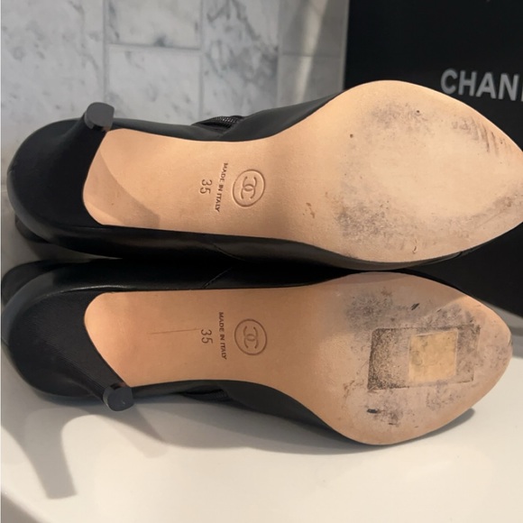 💯 percent authentic Chanel short boots - Picture 5 of 6